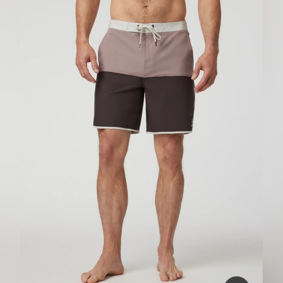 Cruise Boardshort - Picture 3 of 8